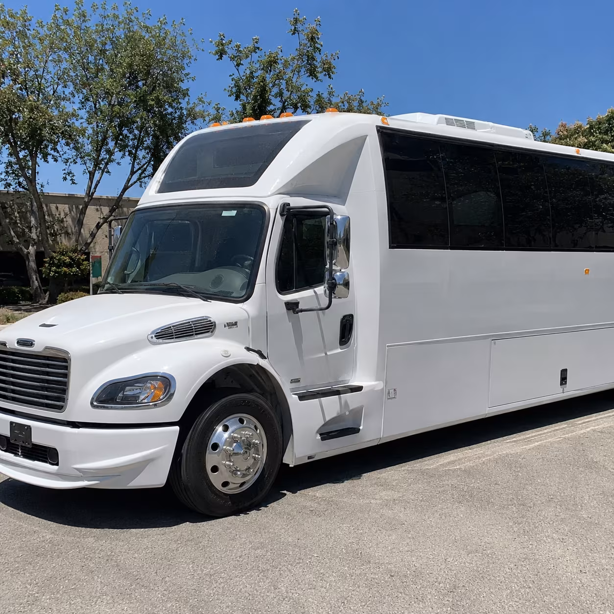 Rent a Bus to Miami International Airport