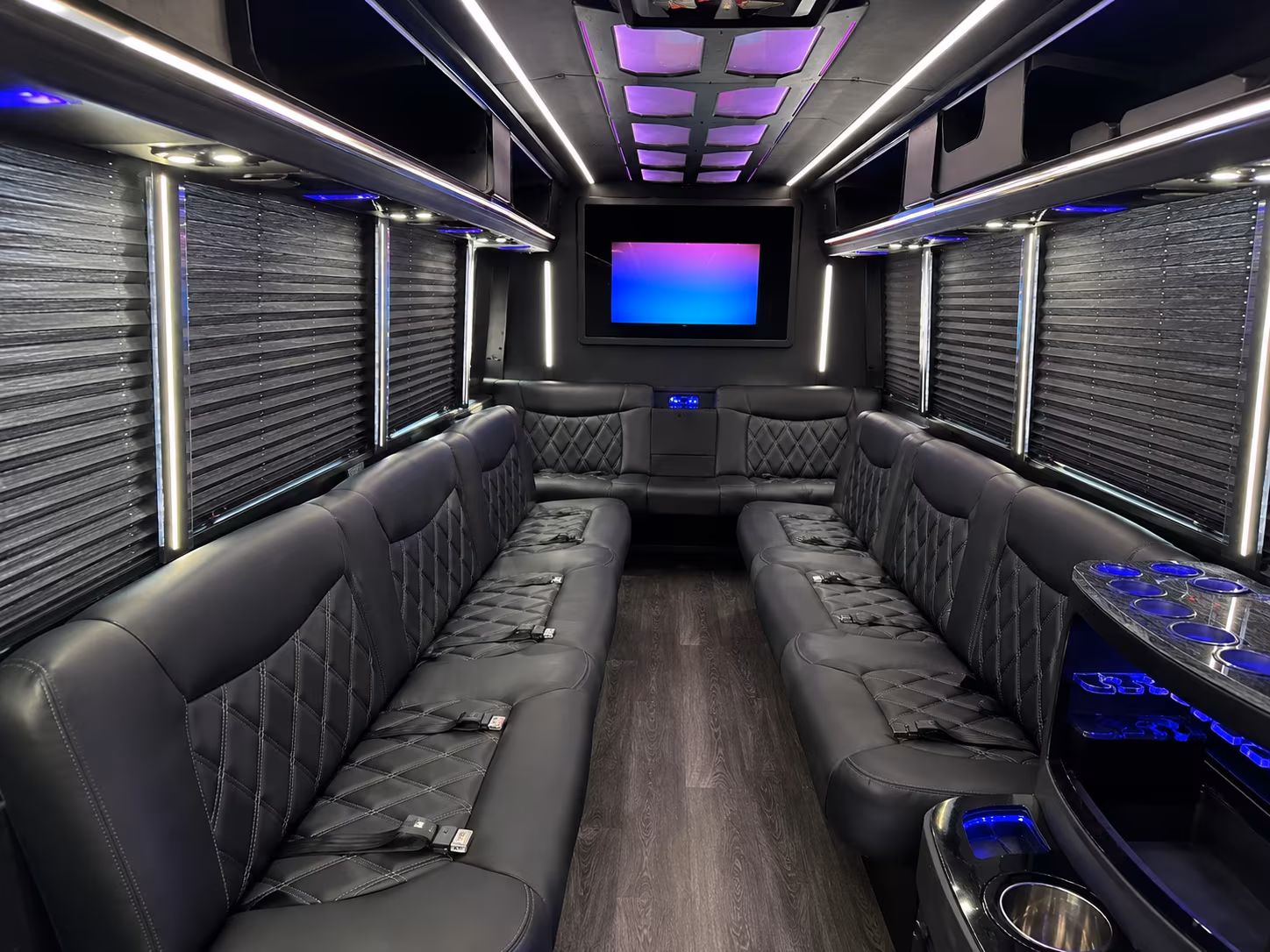 Pembroke Pines Birthday, Sweet 16, & Quinceañera Party Bus Rentals