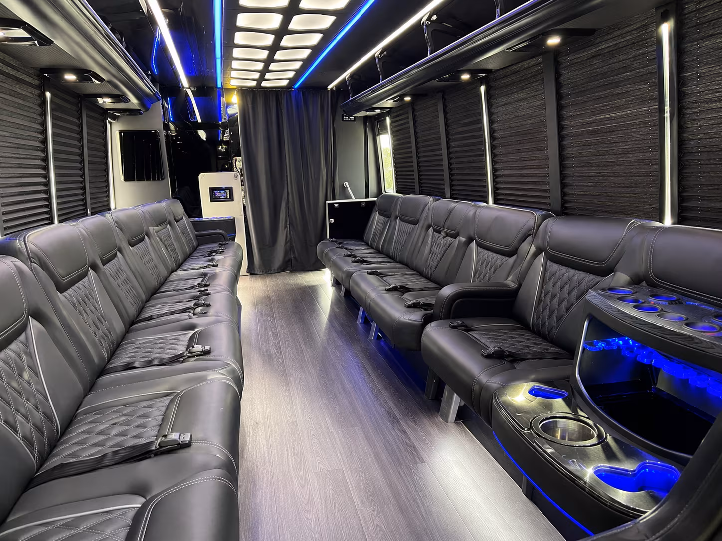 Plantation Birthday, Sweet 16, & Quinceañera Party Bus Rentals