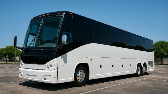 Exterior of Charter Bus Company Pembroke Pines's 40 Passenger Party Bus in Pembroke Pines
